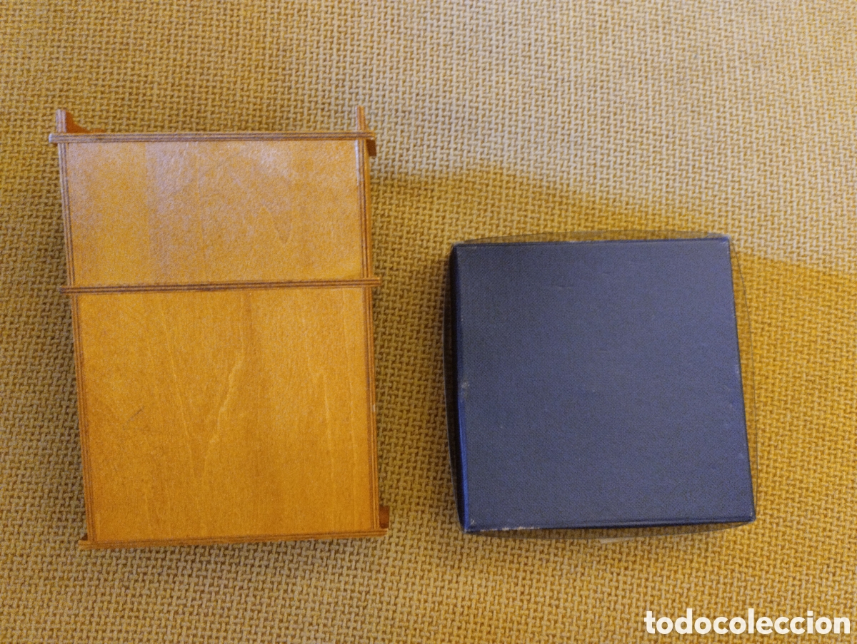 Casas de mu&ntilde;ecas: Alacena y vajilla para casa de mu&ntilde;ecas - Foto 2