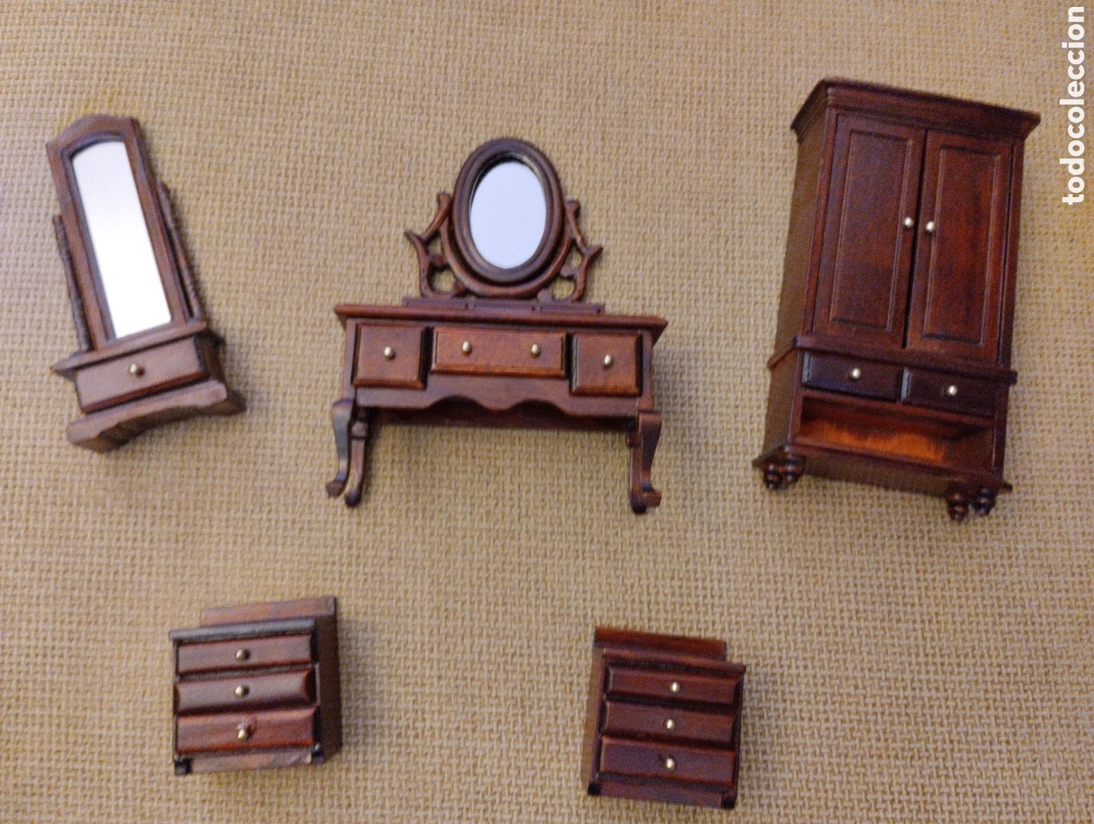 Casas de mu&ntilde;ecas: Conjunto dormitorio para casa de mu&ntilde;ecas