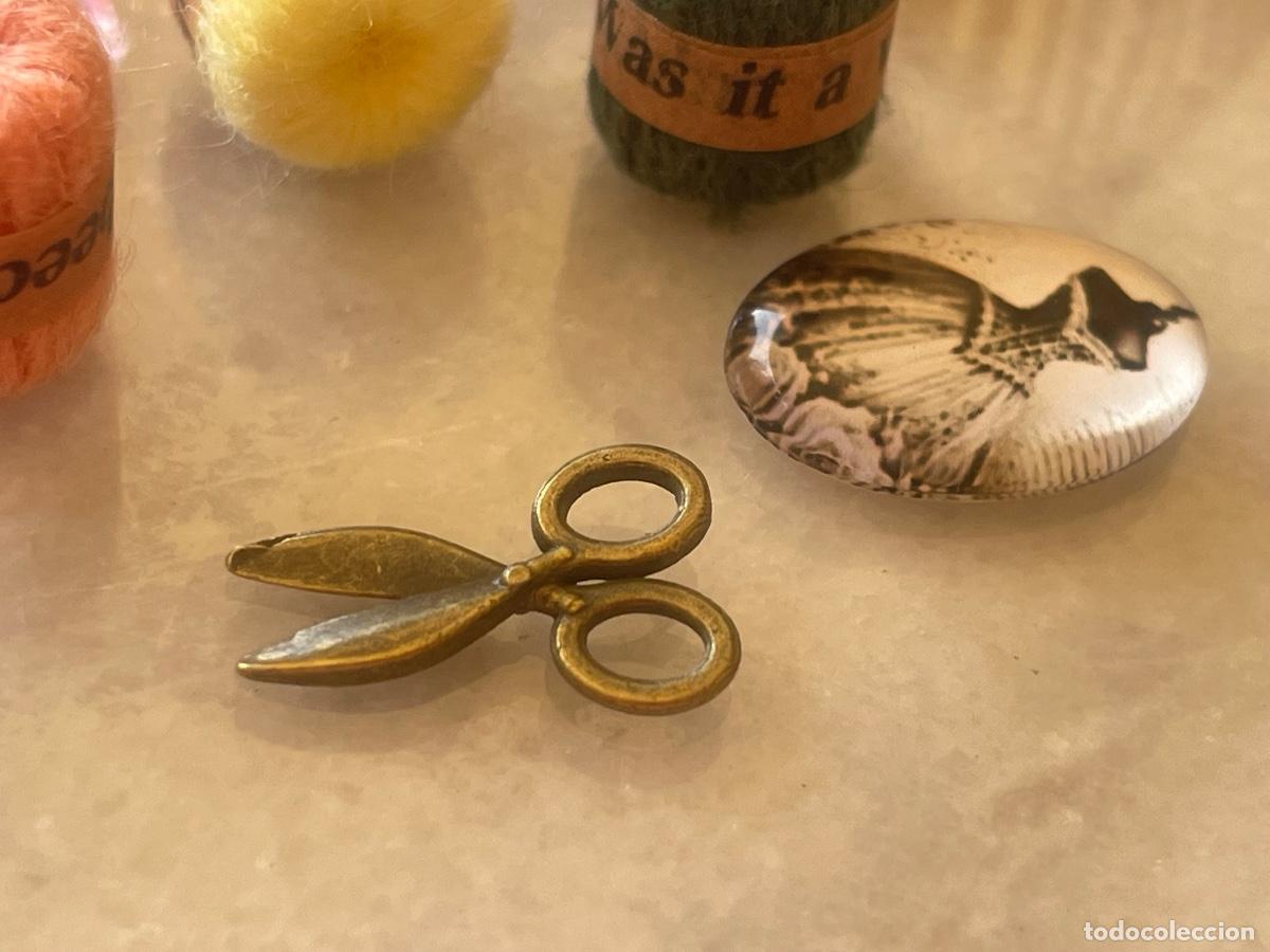 Casas de mu&ntilde;ecas: Calceta y lanas en miniatura casa de mu&ntilde;ecas - Foto 3