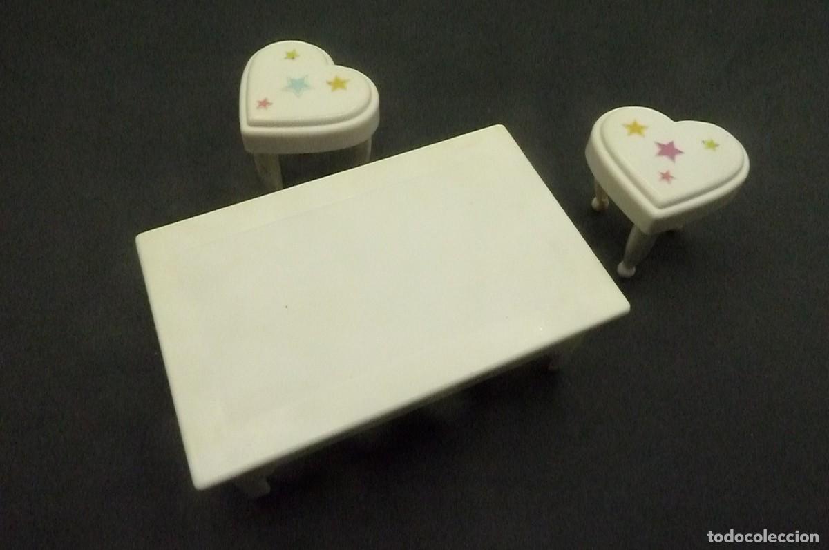 Casas de mu&ntilde;ecas: Mesa Mattel 1994 y sillas coraz&oacute;n - Foto 3