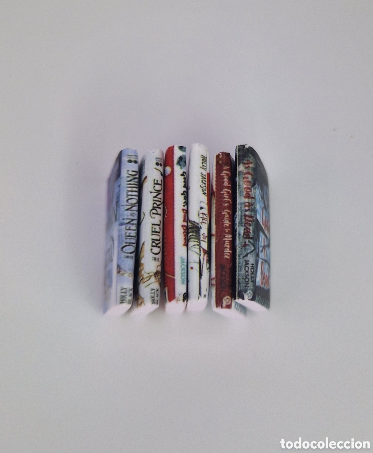 Casas de mu&ntilde;ecas: Mini Libros 1/12 Holly Black y Holly Jackson - Foto 4