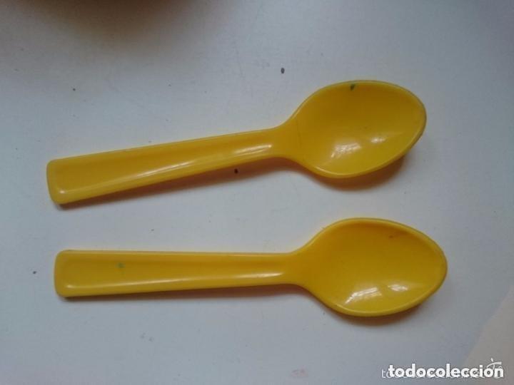 Casas de mu&ntilde;ecas: CUCHARAS AMARILLAS PEQUE&Ntilde;AS PARA MU&Ntilde;ECAS - A&Ntilde;OS 80