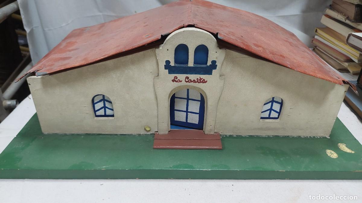 Casas de mu&ntilde;ecas: Antigua casa de mu&ntilde;ecas