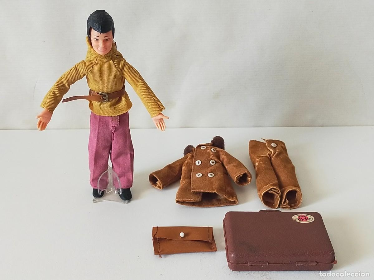 Casas de mu&ntilde;ecas: FAMILIA HOGARIN - Padre con su conjunto original + conjunto viaje - Hogarin Modisa. Original a&ntilde;os 70