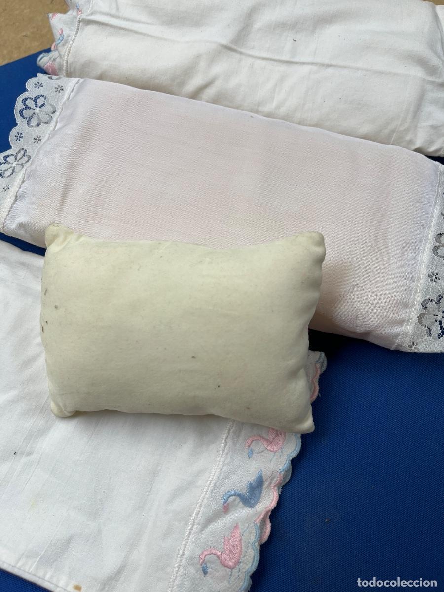 Casas de mu&ntilde;ecas: Accesorios para camas y cunas de mu&ntilde;ecas - Foto 3