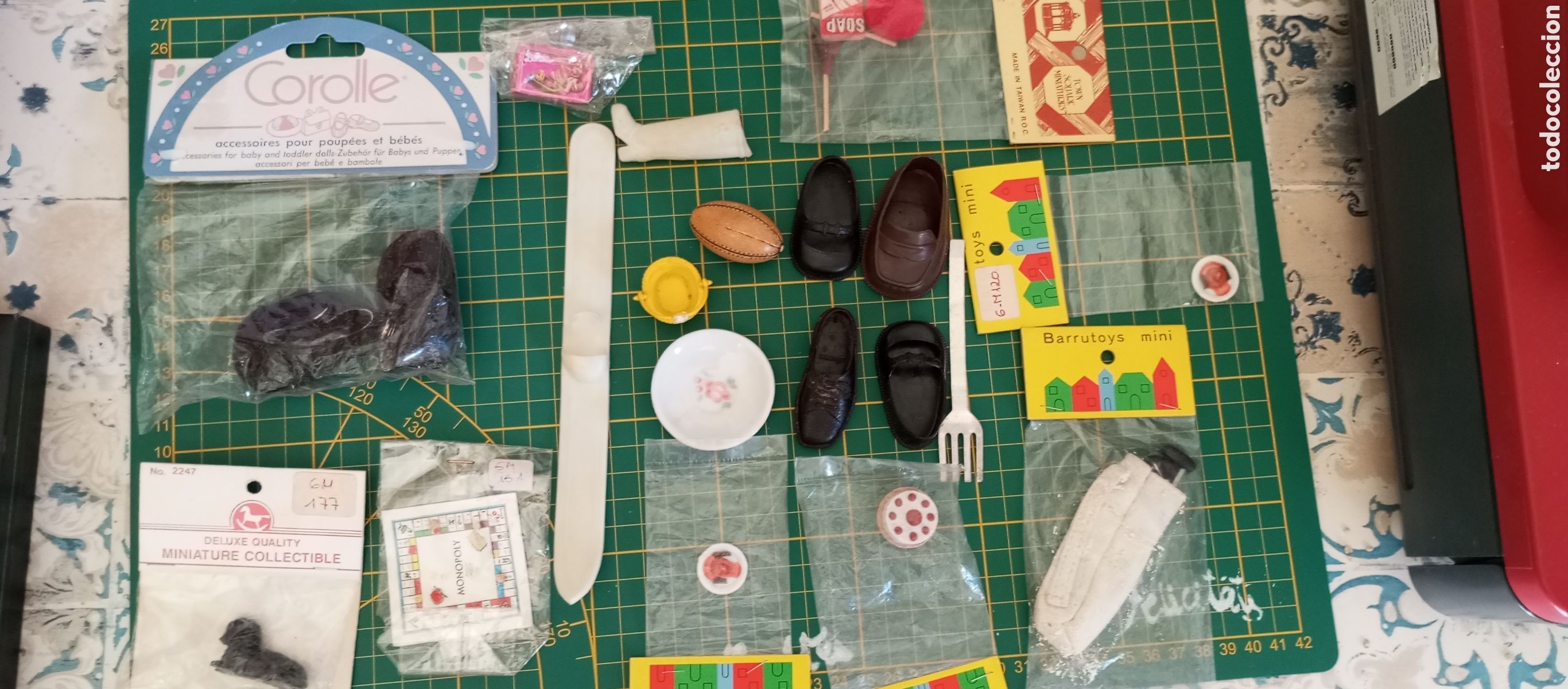Casas de mu&ntilde;ecas: Lote de miniaturas varios
