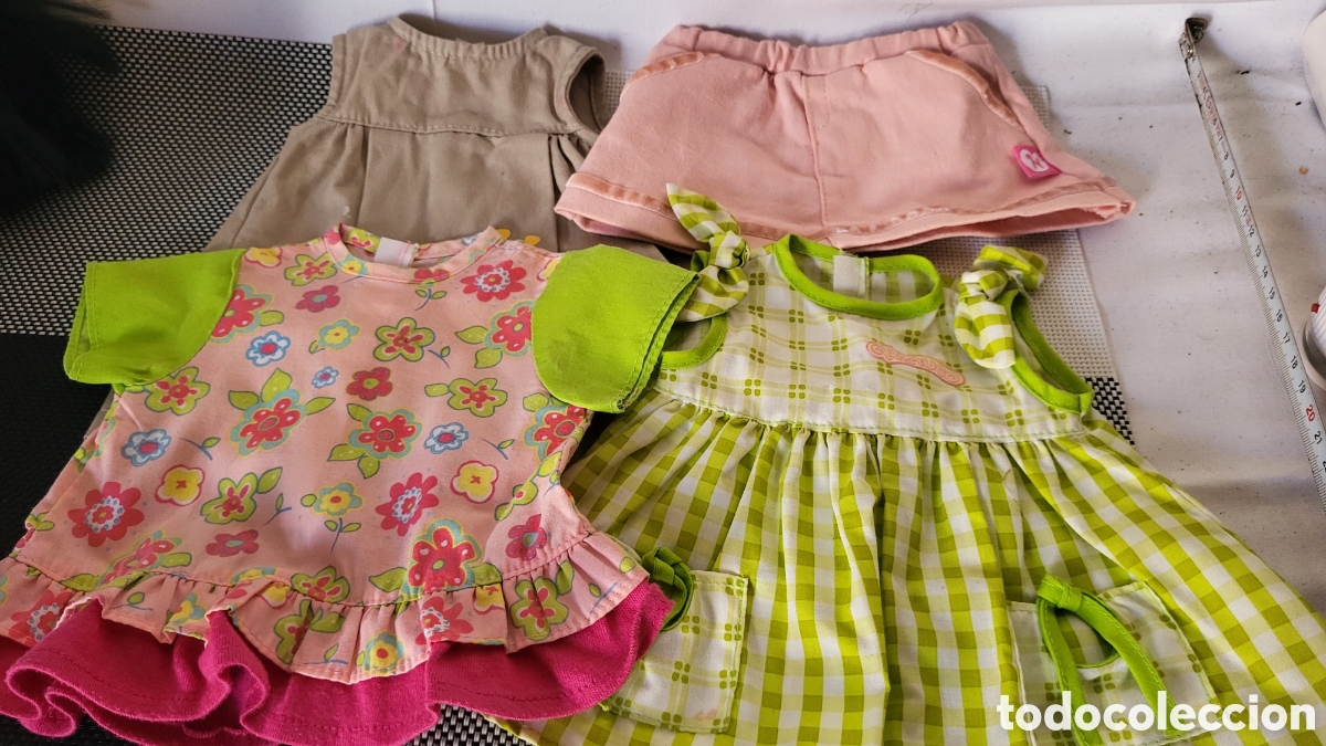 Casas de mu&ntilde;ecas: Lotenropa varias mu&ntilde;ecas