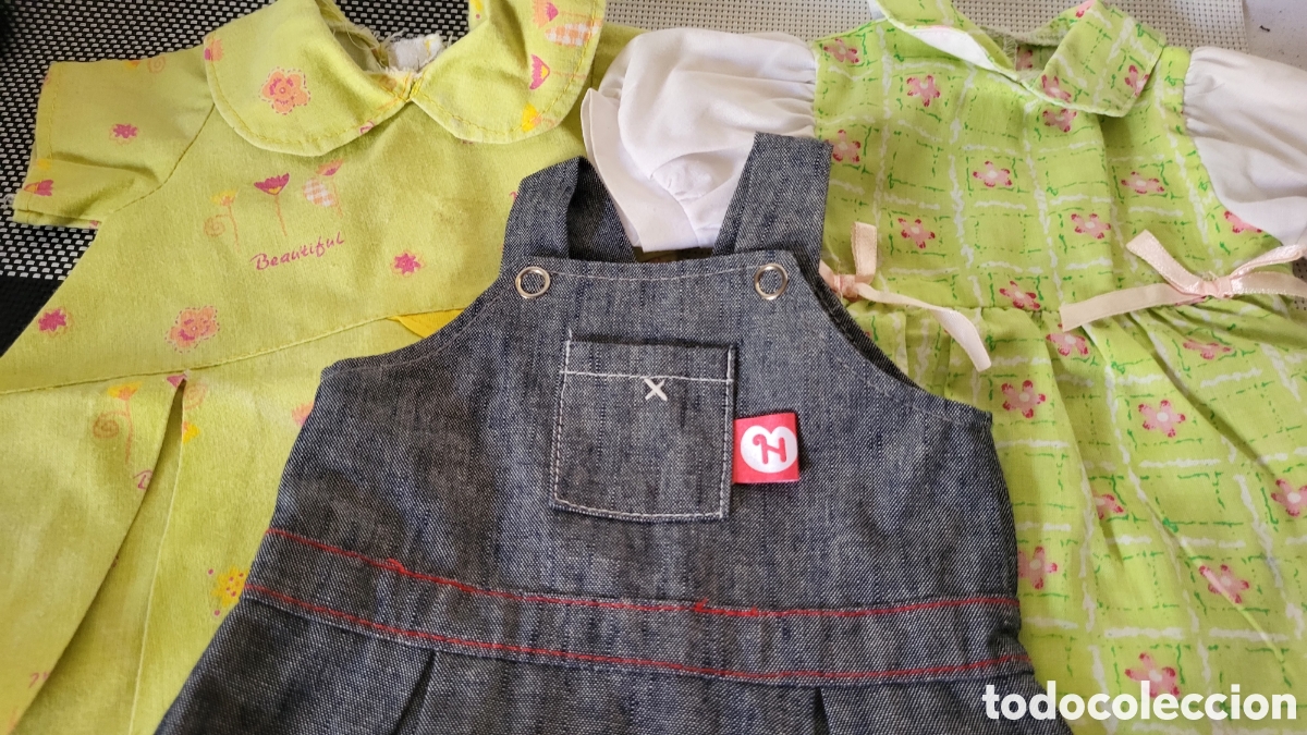 Casas de mu&ntilde;ecas: Lote ropa varias mu&ntilde;ecas - Foto 2