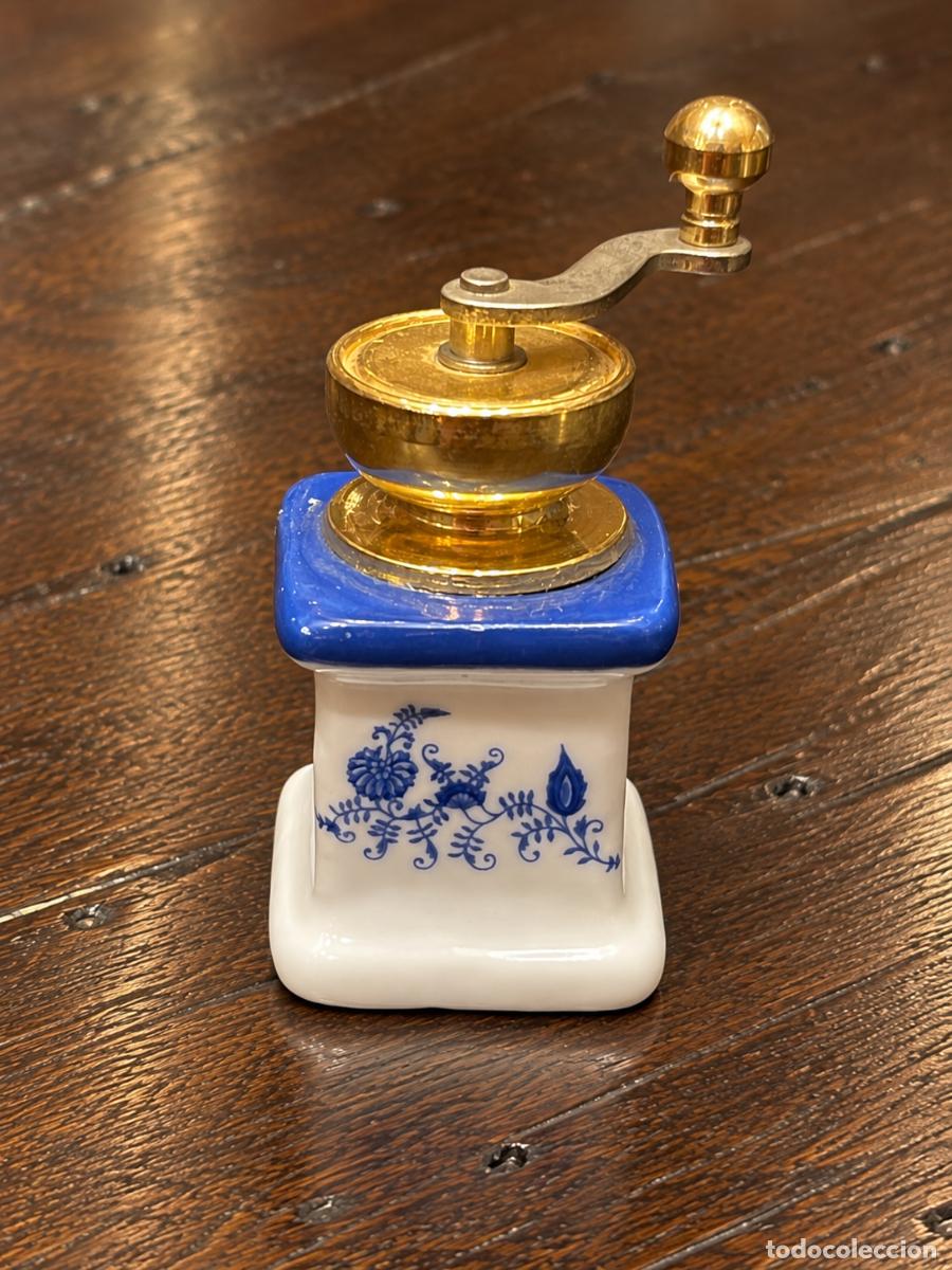 Case di Bambole: Molinillo de caf&eacute; vintage en miniatura, casa de mu&ntilde;ecas