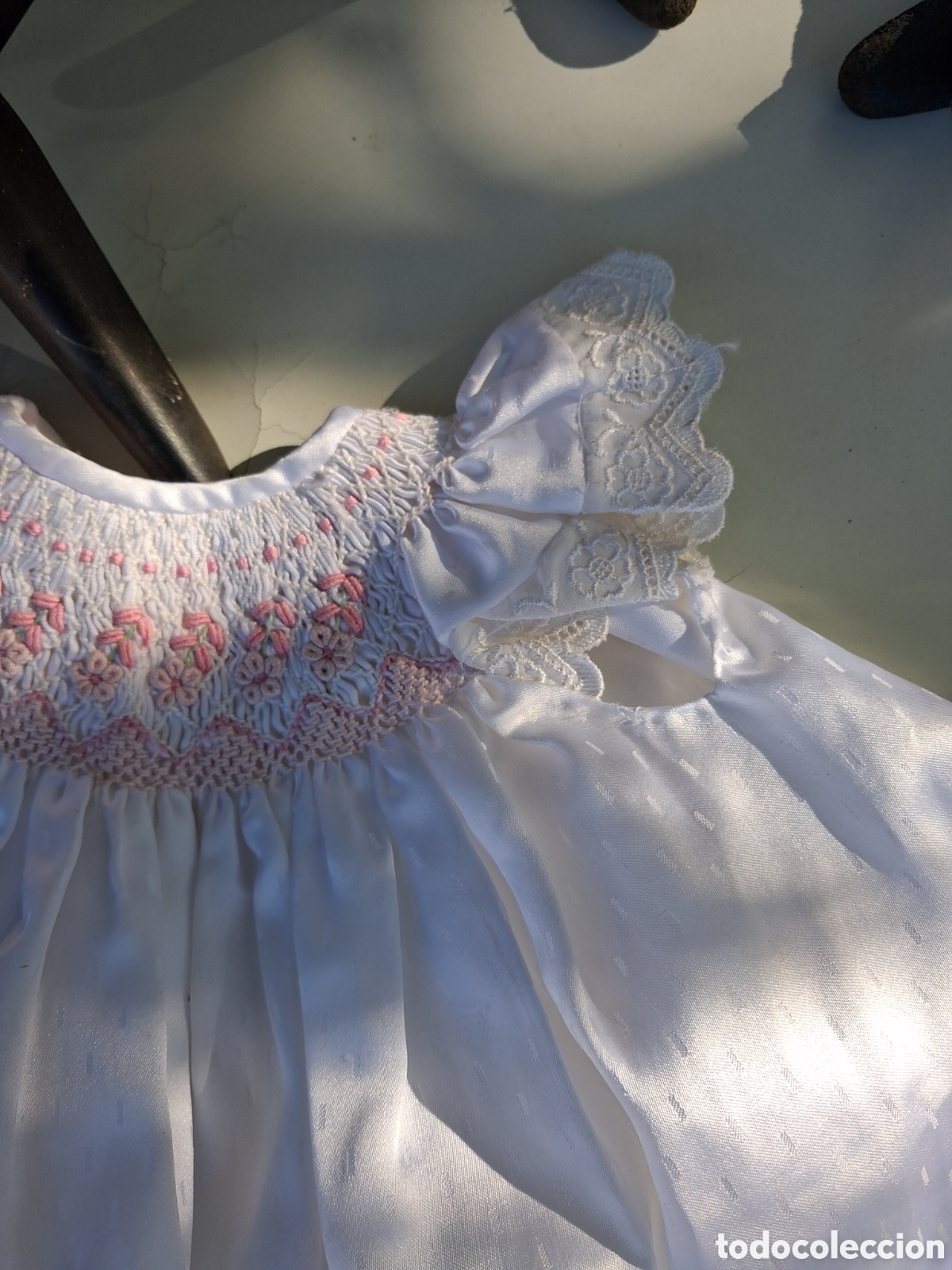 Casas de mu&ntilde;ecas: ANTIGUO VESTIDO DE MU&Ntilde;ECA CON BORDADO - Foto 3