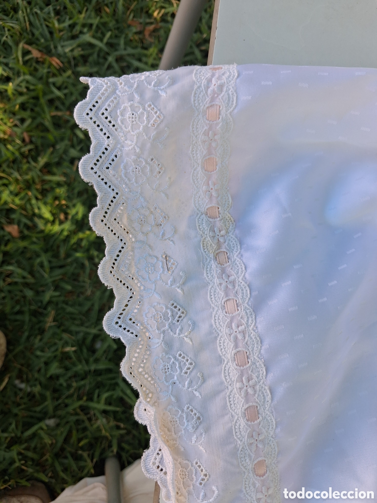 Casas de mu&ntilde;ecas: ANTIGUO VESTIDO DE MU&Ntilde;ECA CON BORDADO - Foto 4
