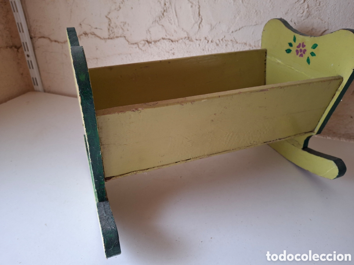 Casas de mu&ntilde;ecas: CUNA PARA MUMECAS EN MADERA - Foto 2