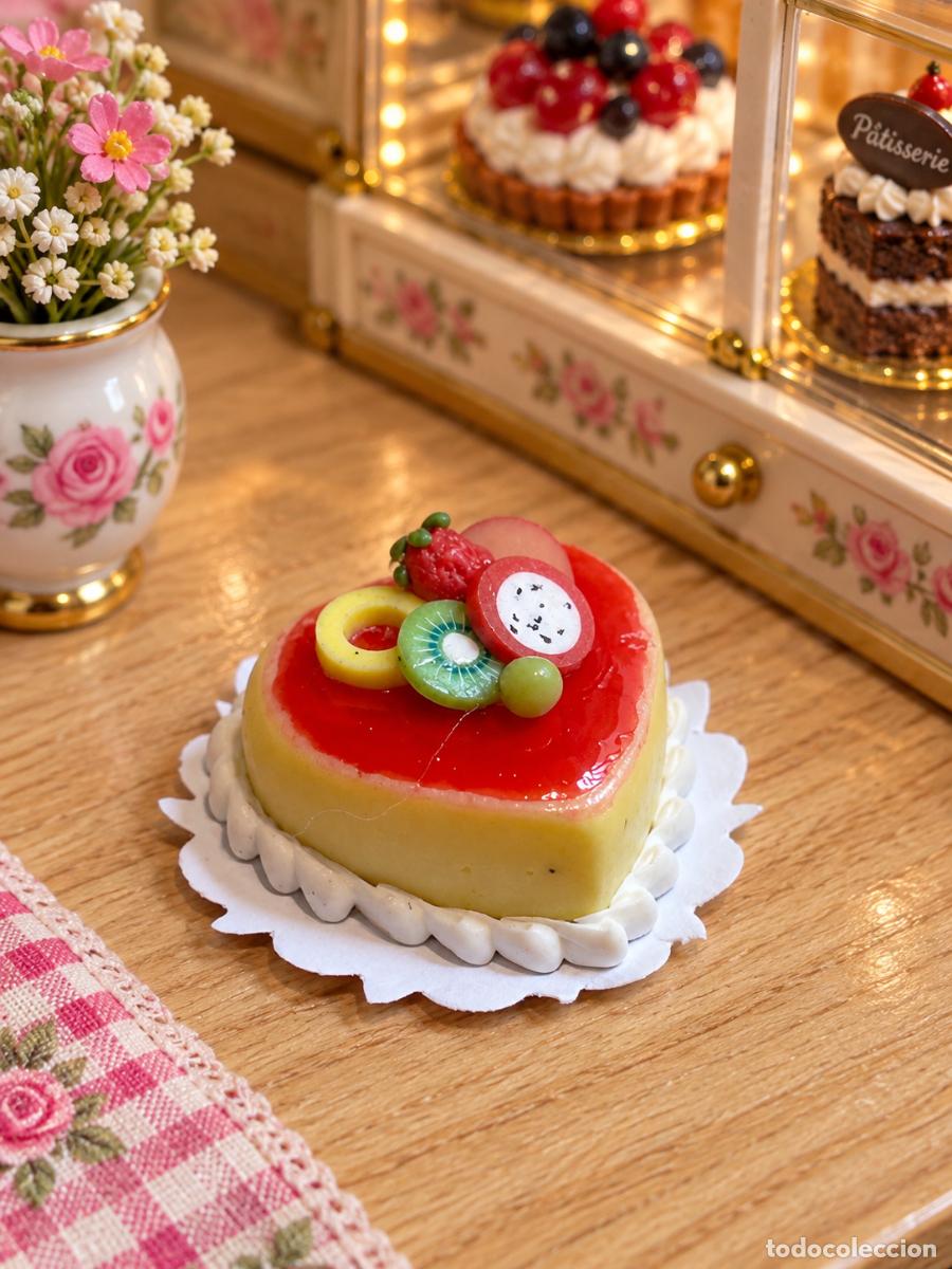 Casas de mu&ntilde;ecas: Tarta de San Valent&iacute;n para la casa de mu&ntilde;ecas - Foto 1