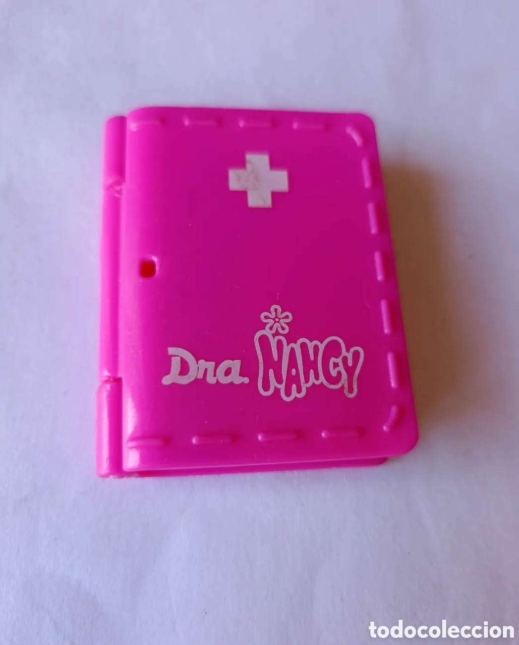 Casas de mu&ntilde;ecas: Antiguo libro accesorios mu&ntilde;eca Dra Nancy