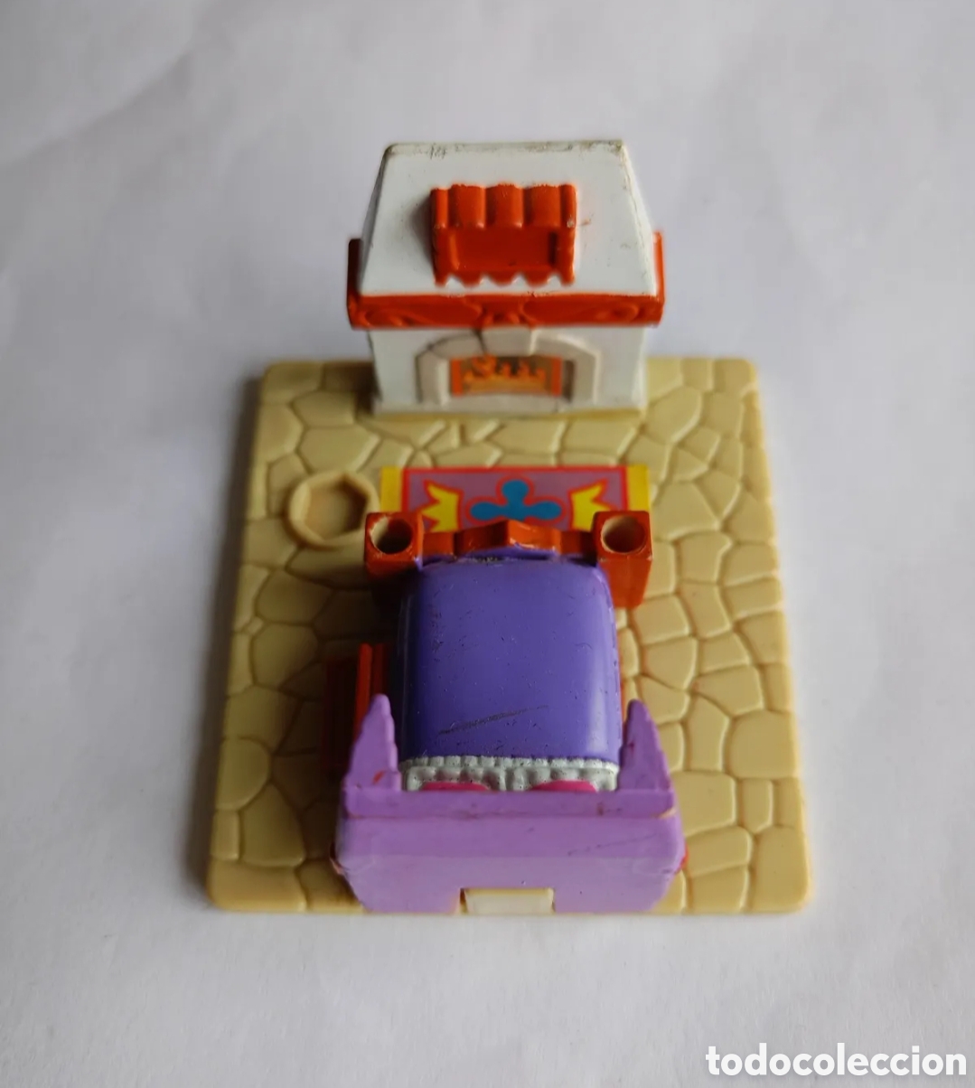 Casas de mu&ntilde;ecas: Dormitorio de palacio de castillos encantados de la casa de mu&ntilde;ecas Galoob My Pretty de 1995