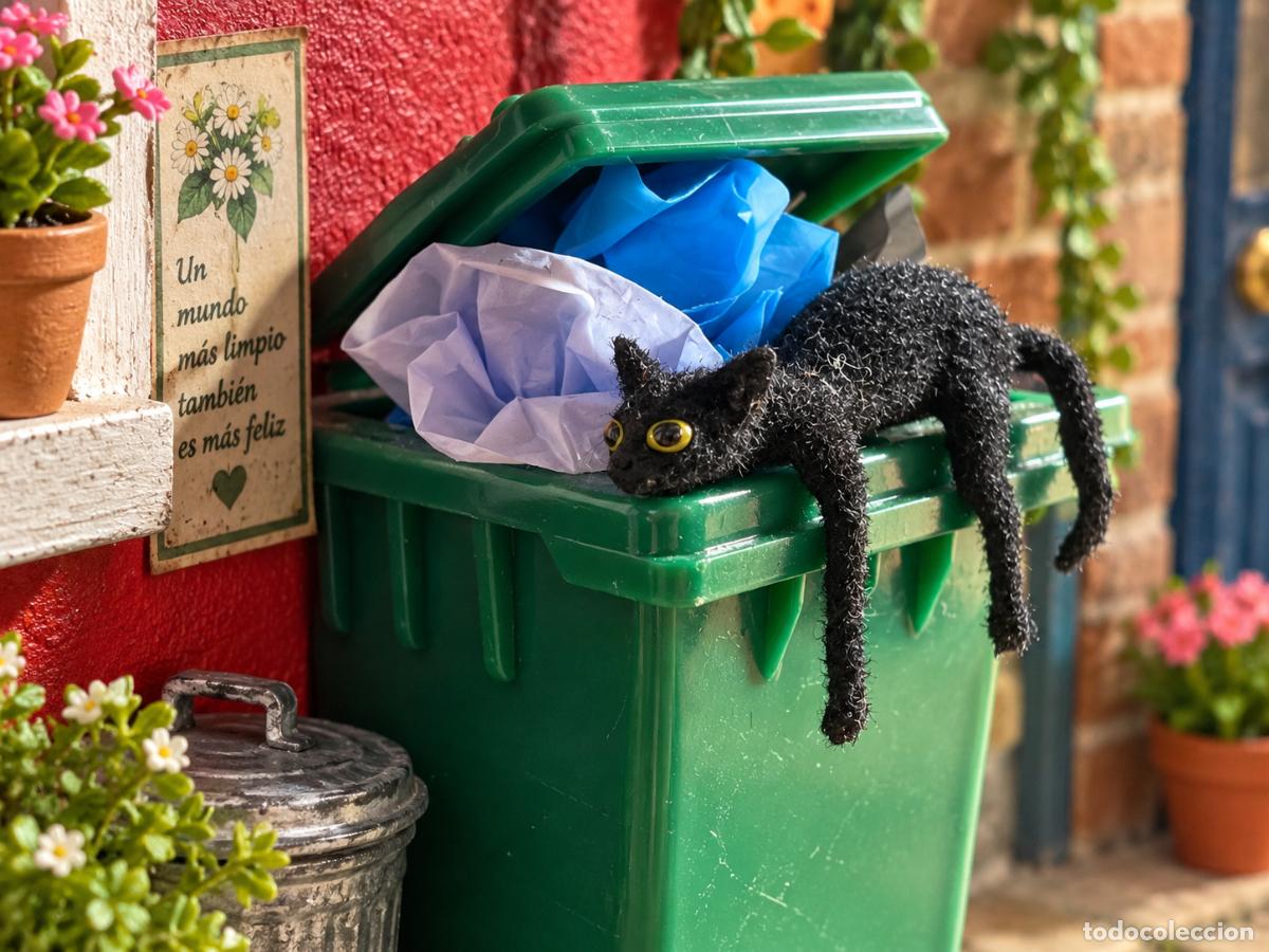 Casas de mu&ntilde;ecas: Gato negro callejero miniatura casa de mu&ntilde;ecas