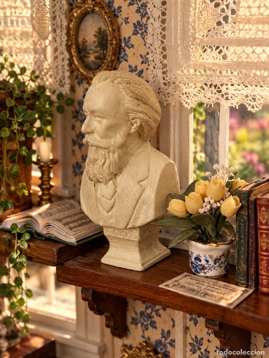 Casas de mu&ntilde;ecas: Figura de Brahms miniatura casa mu&ntilde;ecas - Foto 3
