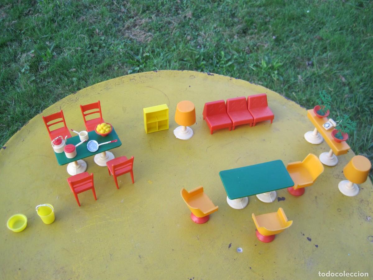 Casas de mu&ntilde;ecas: MUEBLES DE PL&Aacute;STICO PARA CASA DE MU&Ntilde;ECAS - DISE&Ntilde;O - SAL&Oacute;N - COMEDOR - A&Ntilde;OS 60