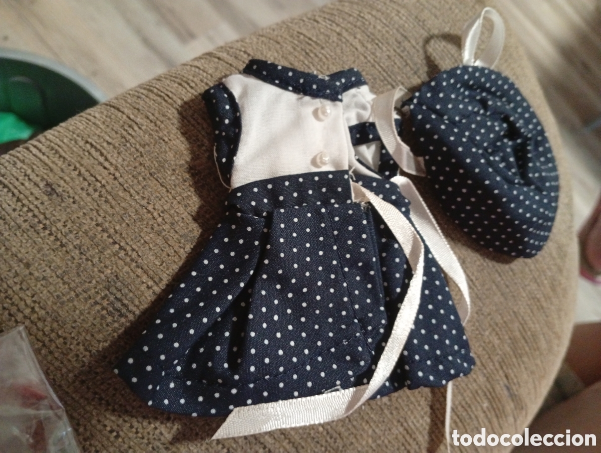 Casas de mu&ntilde;ecas: Ropa mariquita P&eacute;rez nueva