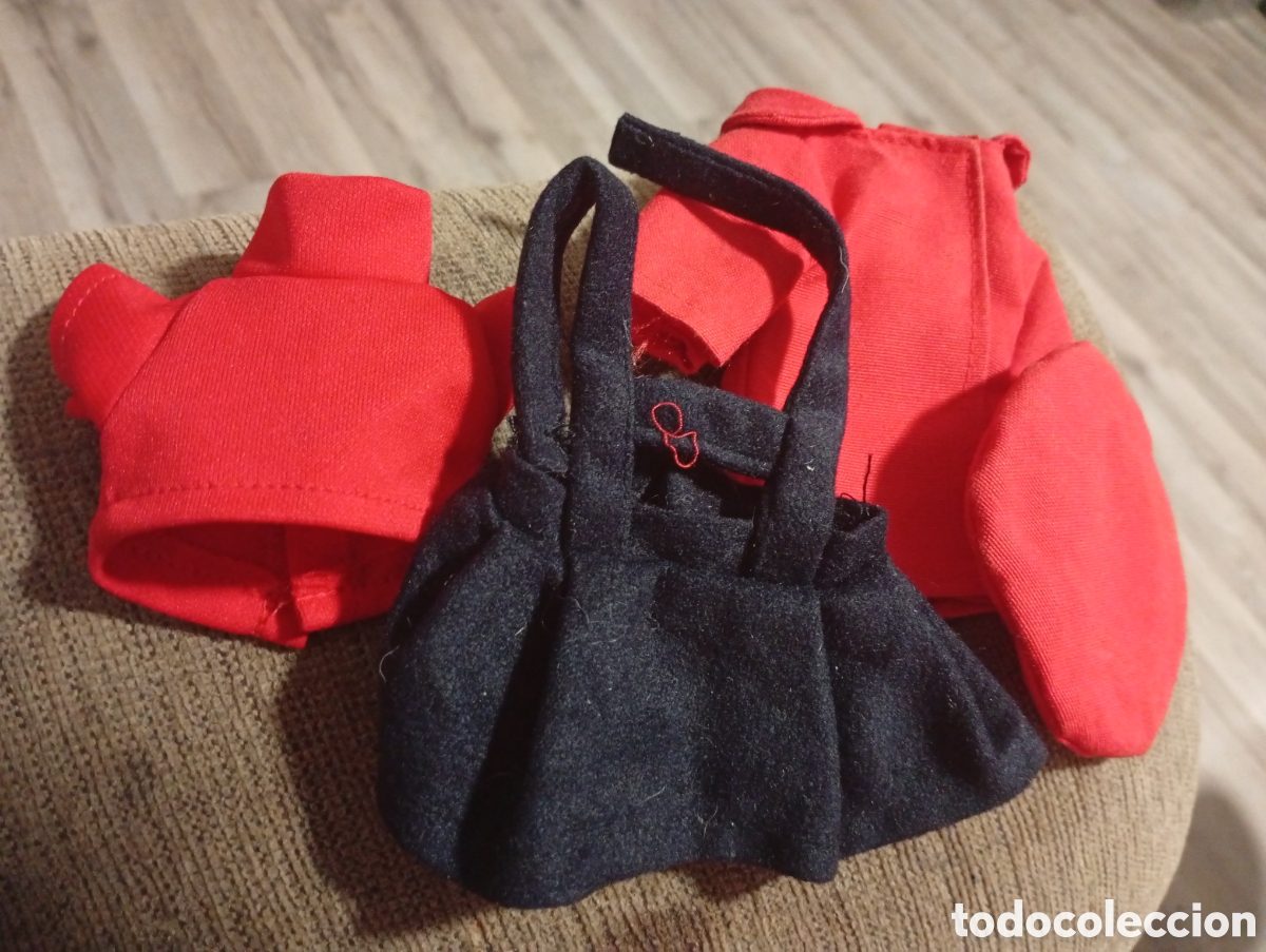 Casas de mu&ntilde;ecas: Ropa mariquita P&eacute;rez 20 cm nuevo