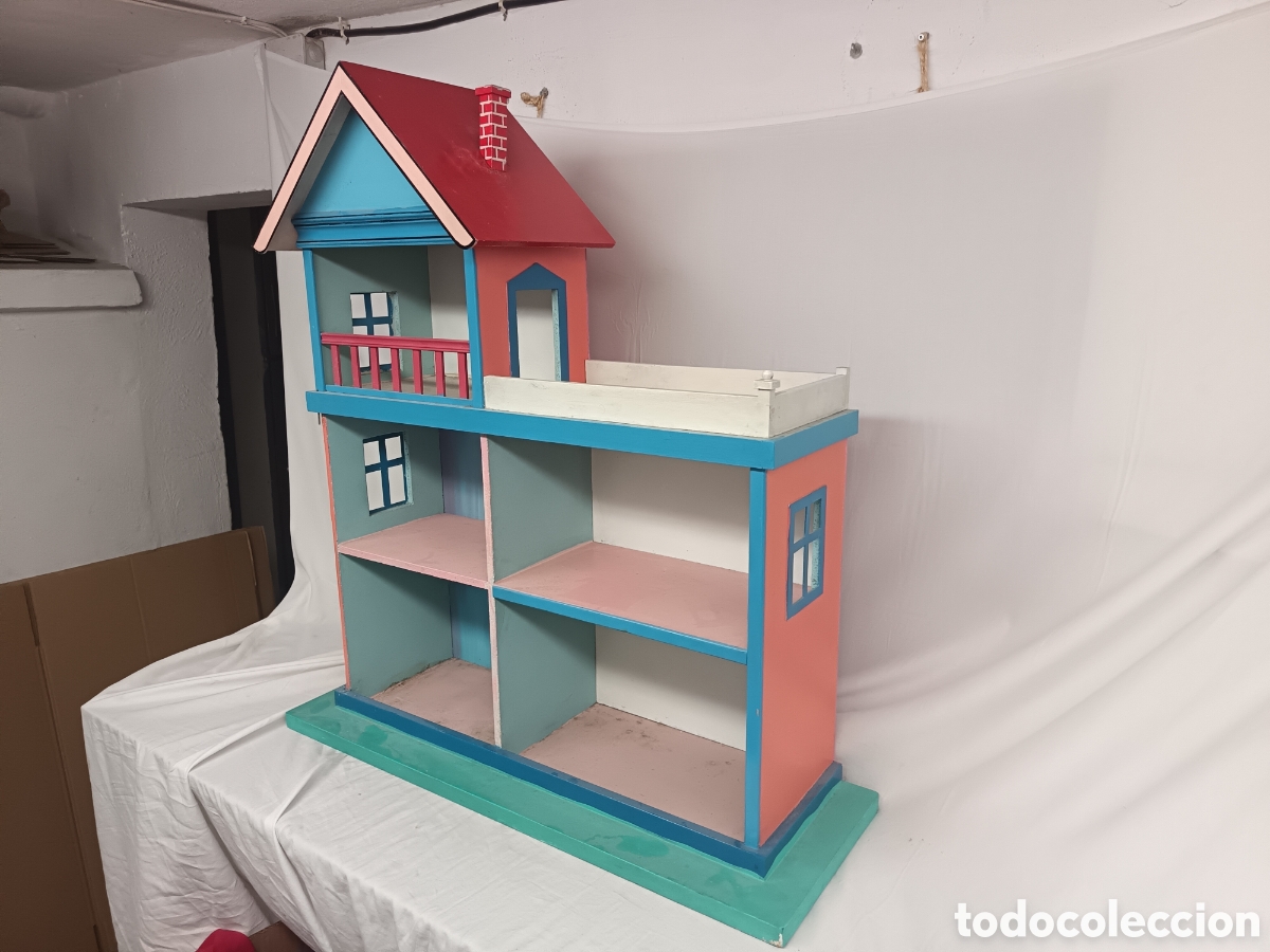 Casas de mu&ntilde;ecas: CASA DE MU&Ntilde;ECASDE MADERA, SIRVE TAMBIEN COMO ESTANTERIA, 85 x 80 CM APROX.