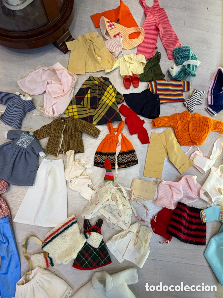 Casas de mu&ntilde;ecas: Lote Ropa Mu&ntilde;eca Famosa Nancy lesly - Foto 4