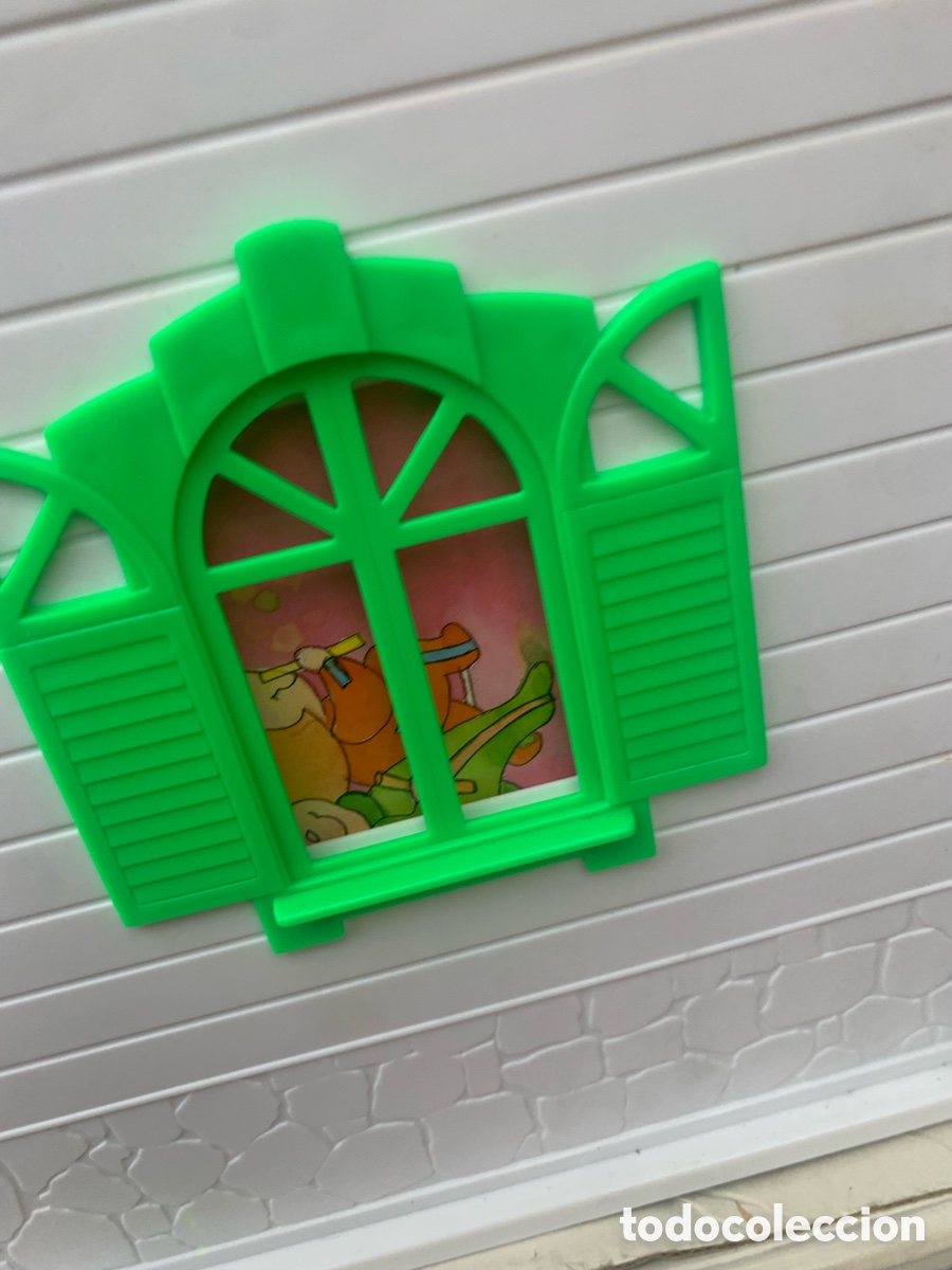Casas de mu&ntilde;ecas: Escuela barriguitas con caja y mu&ntilde;eca - Foto 3