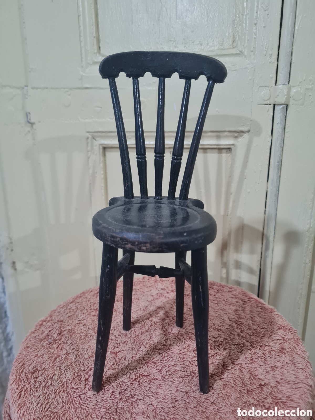 Casas de mu&ntilde;ecas: Antigua silla para mu&ntilde;ecas tipo thonet