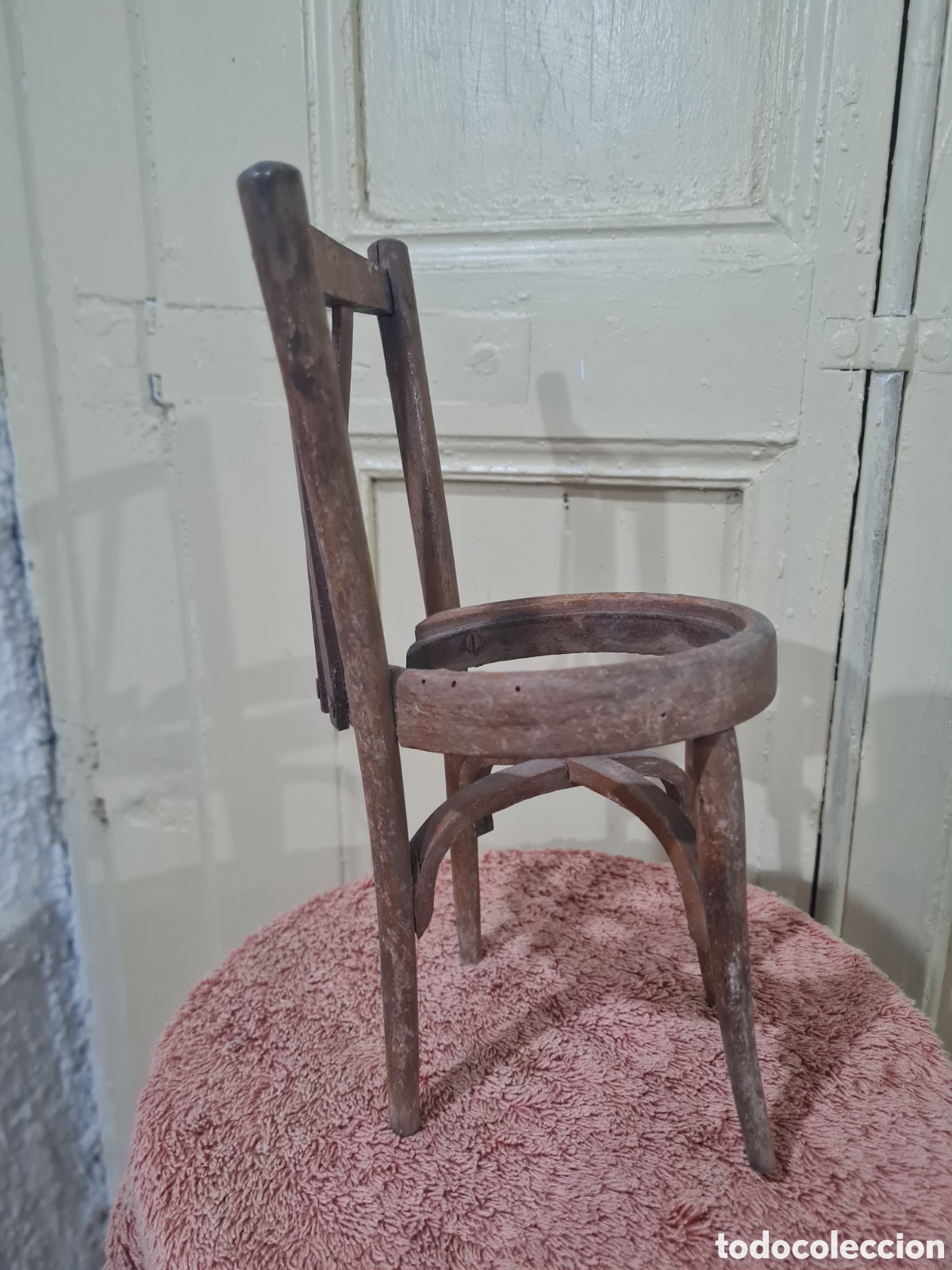Casas de mu&ntilde;ecas: Antigua silla para restaurar de mu&ntilde;ecas - Foto 2
