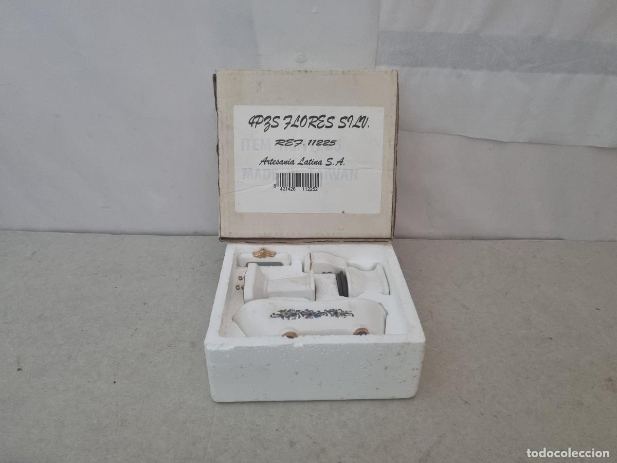 Casas de mu&ntilde;ecas: Set de ba&ntilde;o para casa de mu&ntilde;ecas artesan&iacute;a latina 4 piezas ba&ntilde;era lavabo inodoro y espejo en porcela