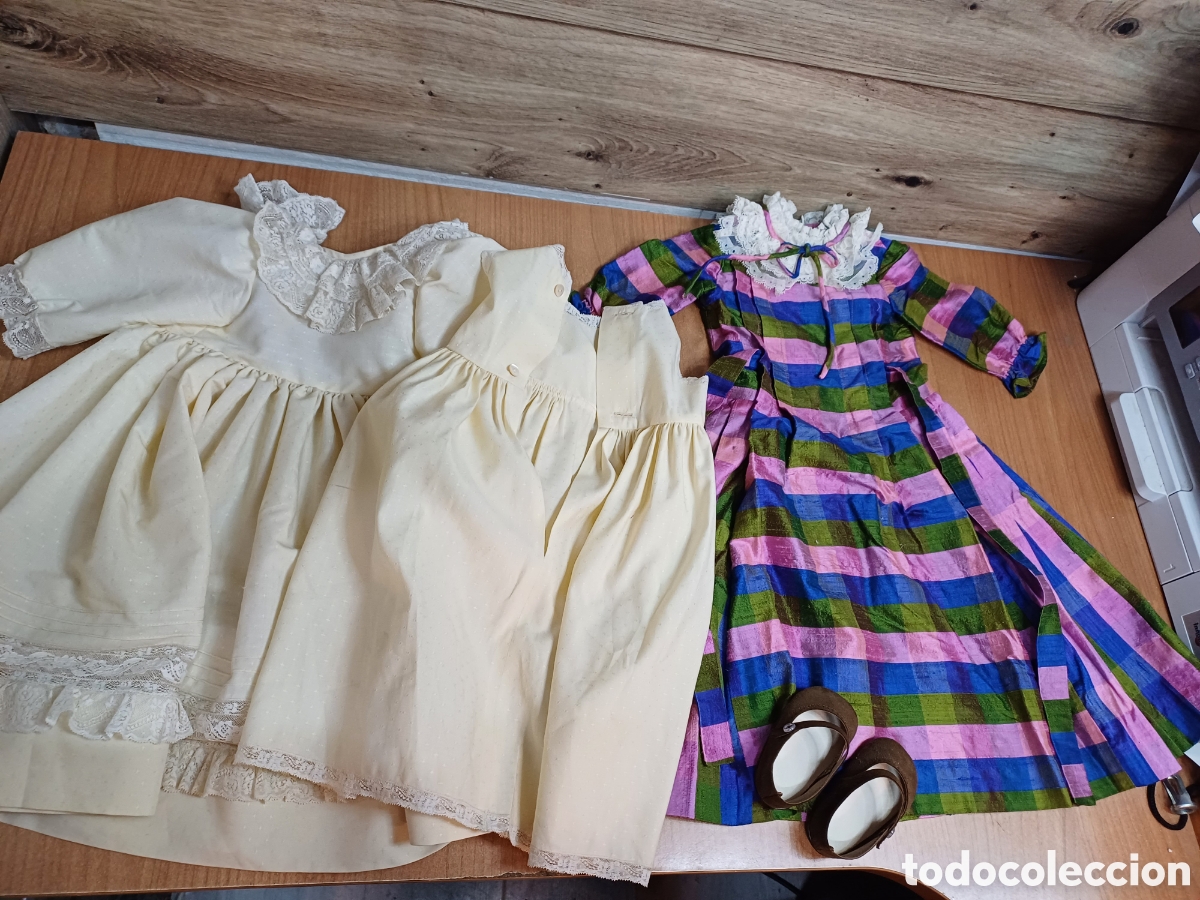 Casas de mu&ntilde;ecas: LOTE 2 VESTIDOS PARA MU&Ntilde;ECA LECONTE - Foto 1