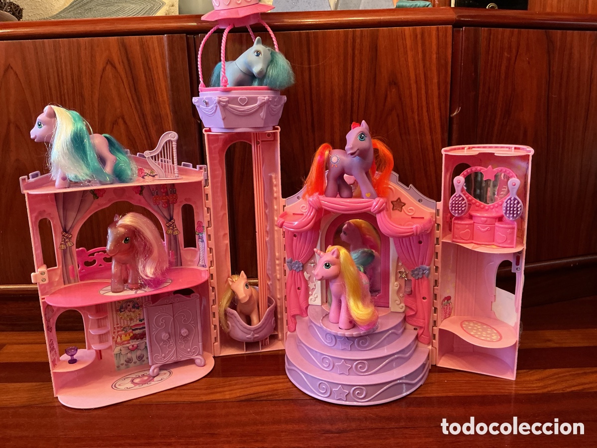 Casas de mu&ntilde;ecas: Castillo My Little Ponny con accesorios. Conserva la caja original. RARO DE ENCONTRAR.
