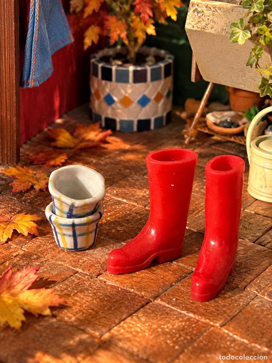 Casas de mu&ntilde;ecas: Botas rojas miniatura casa de mu&ntilde;ecas - Foto 3