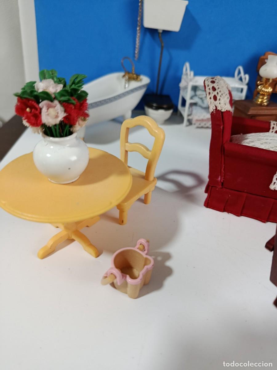 Casas de mu&ntilde;ecas: LOTE DE MUEBLES PARA CASA DE MU&Ntilde;ECAS - Foto 4