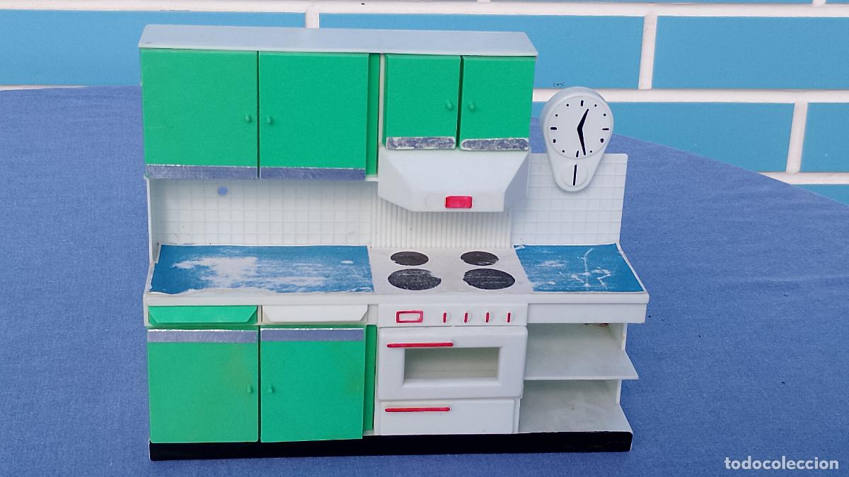 Casas de mu&ntilde;ecas: Antigua cocina original de Familia Hogar&iacute;n de Modisa, a&ntilde;os 70