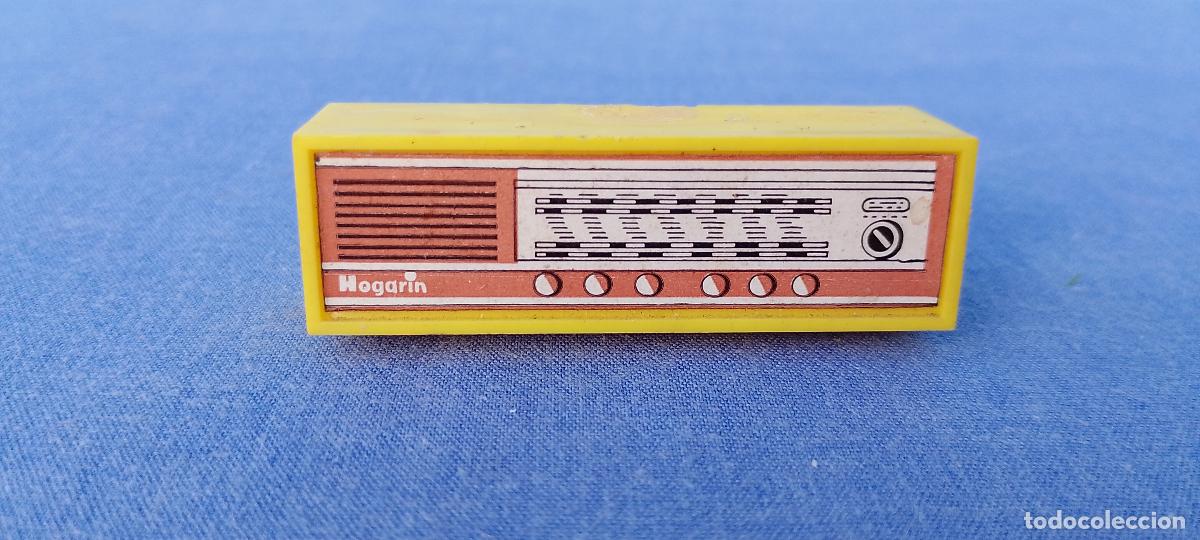Casas de mu&ntilde;ecas: Antigua radio original de Familia Hogar&iacute;n de Modisa, a&ntilde;os 70