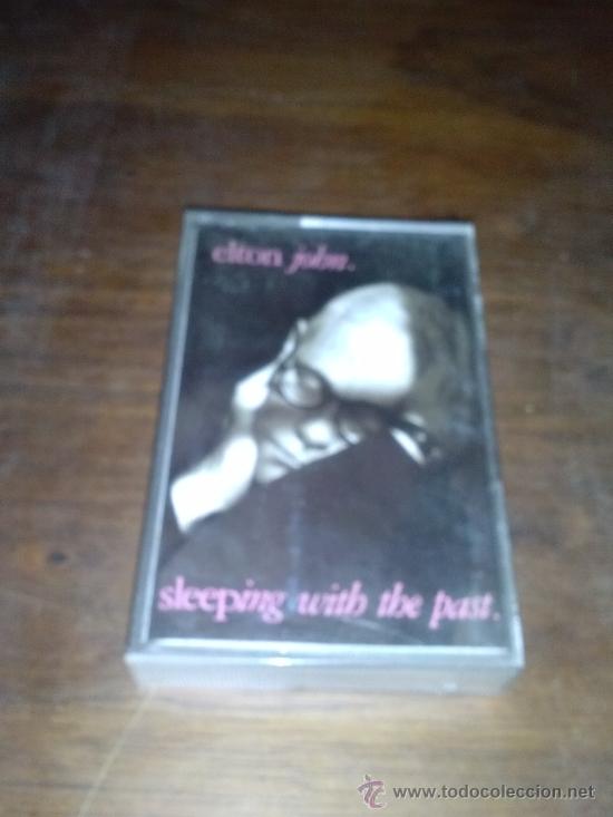 Casetes antiguos: CASETE ELTON JOHN SLEEPING WITH THE PAST - Foto 1