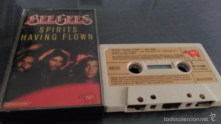 Casetes antiguos: BEE GEES  SPIRITS HAVING FLOWN - Foto 1