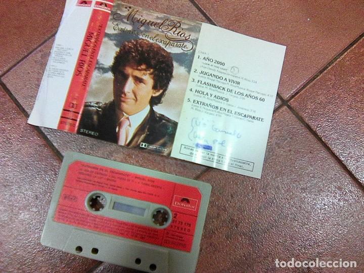Casetes antiguos: Miguel R&iacute;os - Extra&ntilde;os en el escaparate (Polydor, 1981) - Foto 3