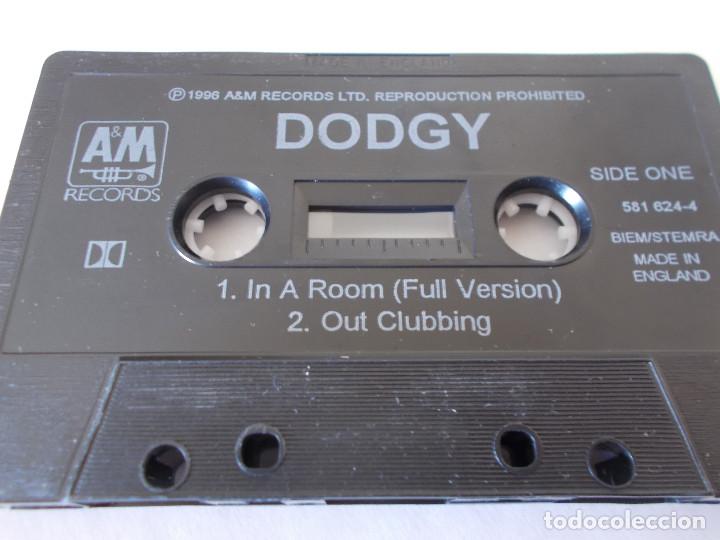 Casetes antiguos: DODGY IN A ROOM - Foto 4