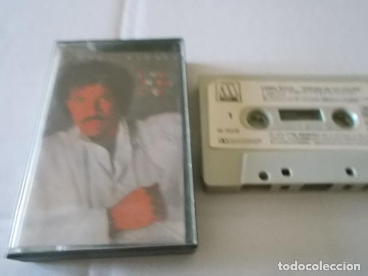 Casetes antiguos: LIONEL RICHIE, DANCING ON THE CEILING - Foto 1