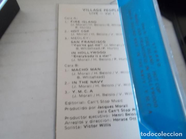 Casetes antiguos: VILLAGE `PEOPLE  LIVE AND SLEAZY - Foto 3