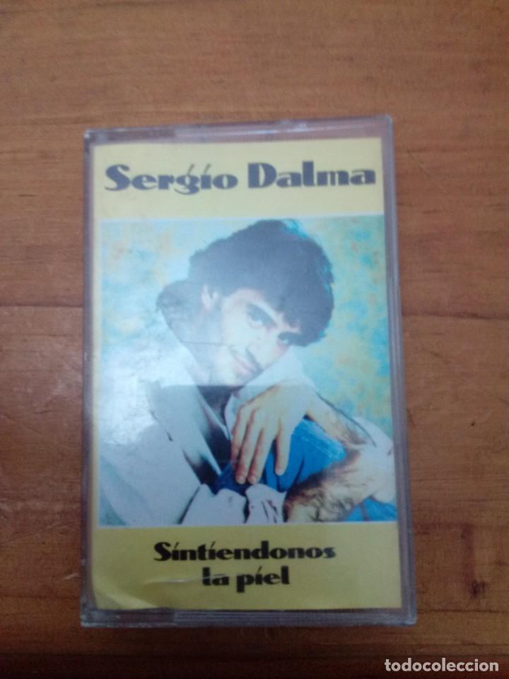 Casetes antiguos: SERGIO DALMA. SINTI&Eacute;NDONOS LA PIEL. C19F - Foto 1