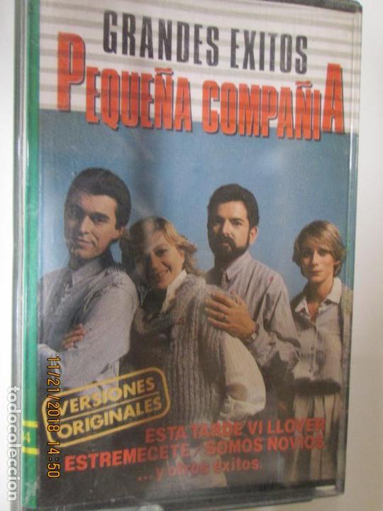 Casetes antiguos: PEQUE&Ntilde;A COMPA&Ntilde;IA - GRANDES EXITOS - AMALGAMA - Foto 1