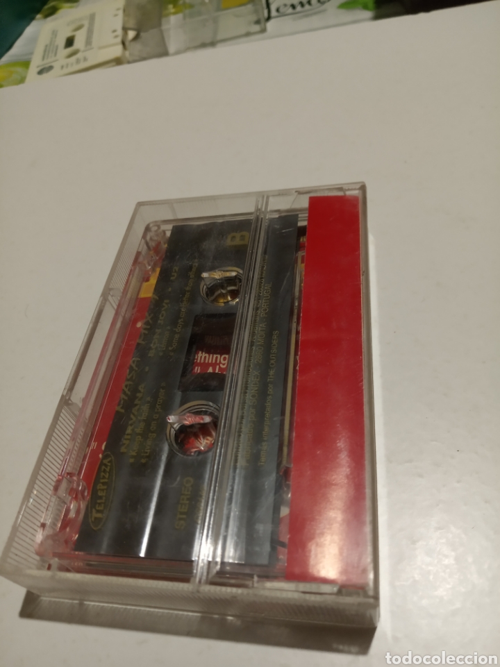 Casetes antiguos: Masa Mix Nirvana,bon Jovi,U2 - Foto 2