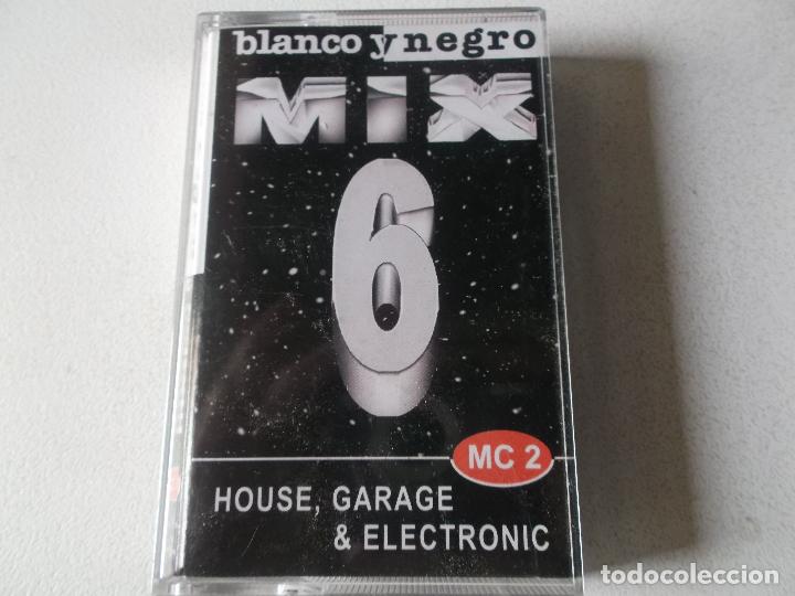 Cassetes antigas: blanco y negro, mix 6, house,garage & electronic, mc2