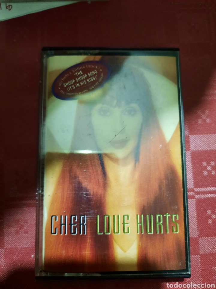 Cassetes antigas: Cher Love Hurts casete
