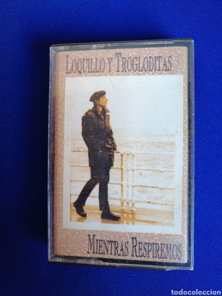 Casetes antiguos: LOQUILLO Y LOS TROGLODITAS - MIENTRAS RESPIREMOS - Foto 1