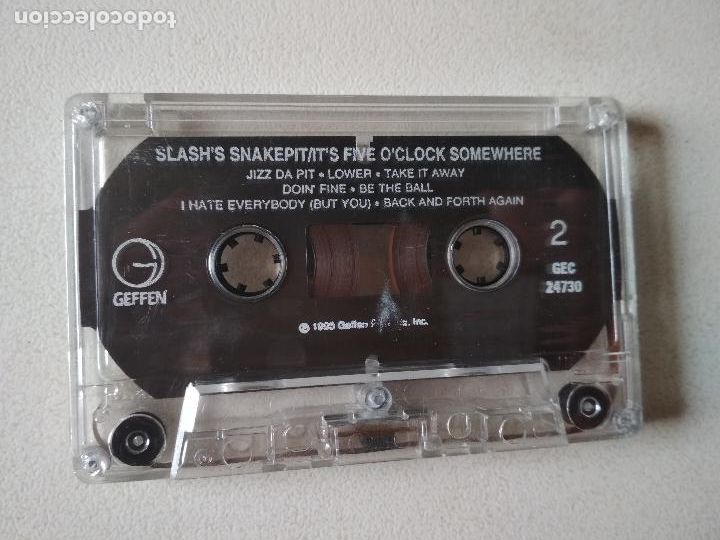 Casetes antiguos: Slashs Snakepit &lrm;&ndash; Its Five OClock Somewhere 1995 - Foto 3
