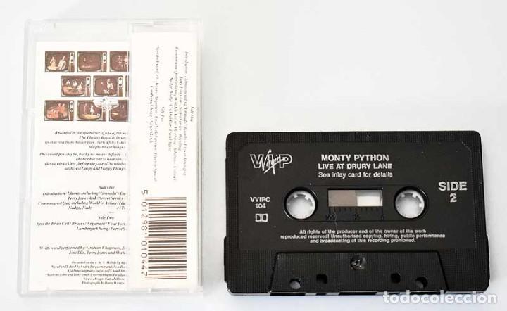 Casetes antiguos: Monty Python - Live At Drury Lane. Casete - Foto 2